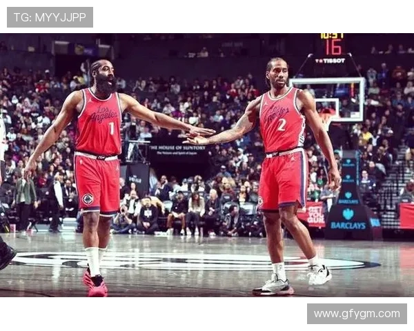 2017年NBA季后赛爵士与快船激战回顾及精彩瞬间分析